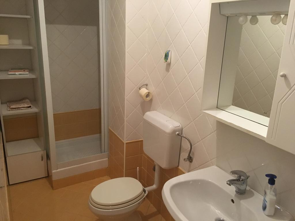 Apartman Frane Krk Town Exterior photo